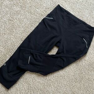 Athleta Leggings Women Medium Black Cropped Leggings